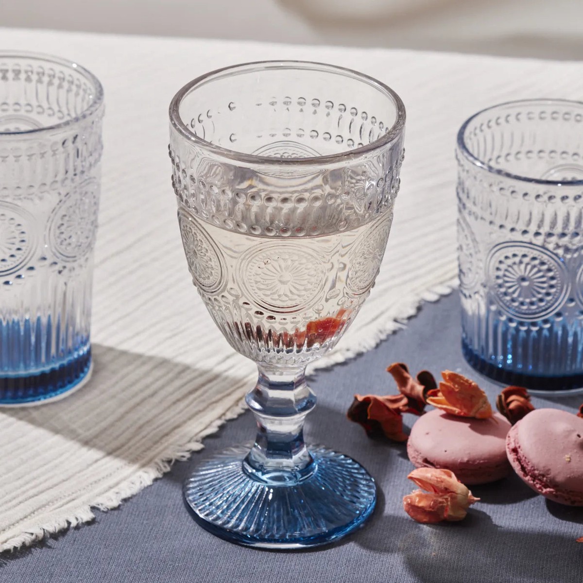 Karaca Sunflower Wine Glass, 314ml, Blue