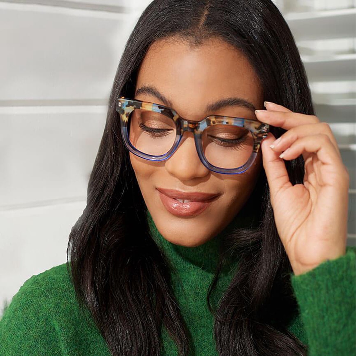 Peepers – Showbiz Blue Light Reading Glasses, Blue Quartz & Blue