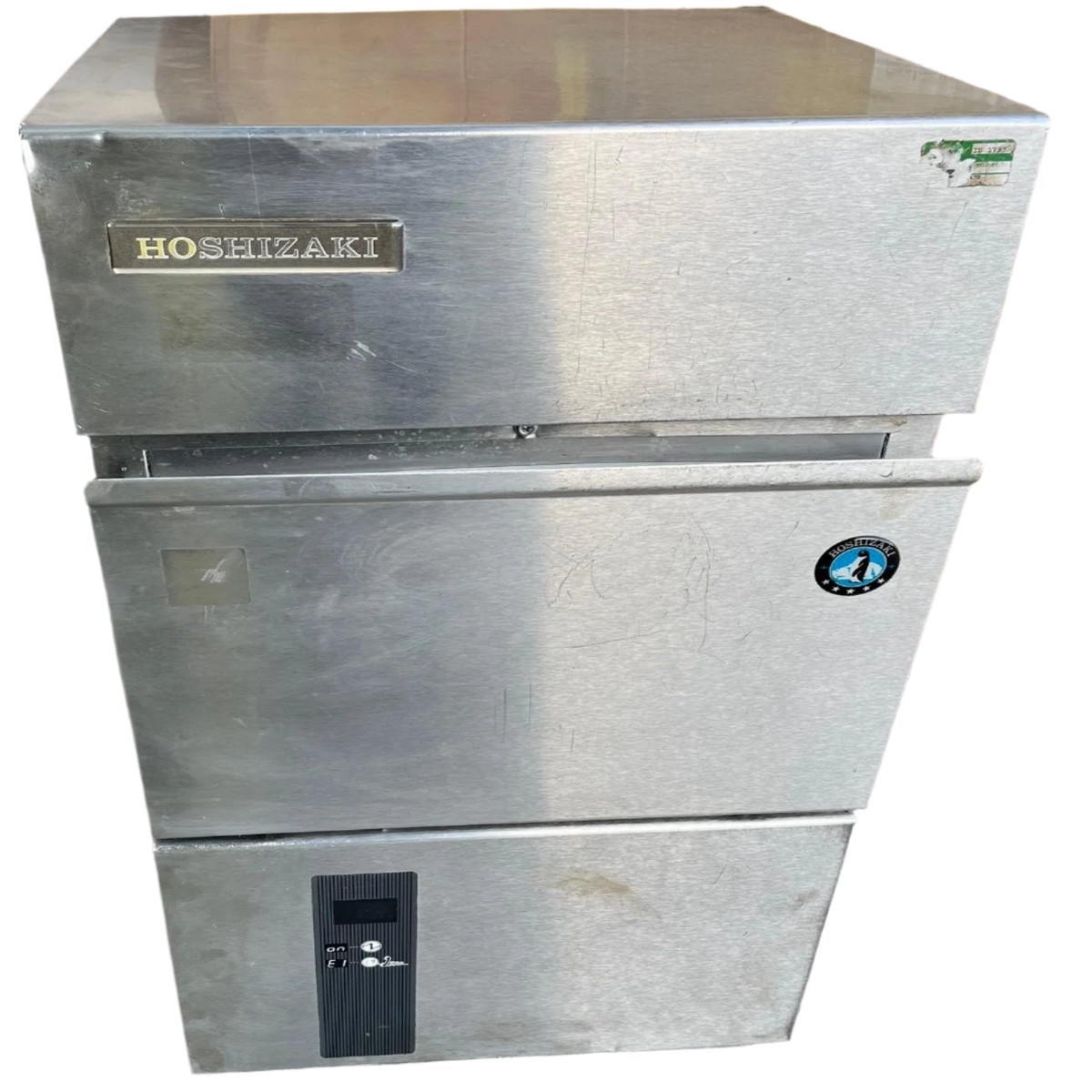 Hoshizaki Water Cooled Compact Ice Maker IM-30CWNE – Refusbished