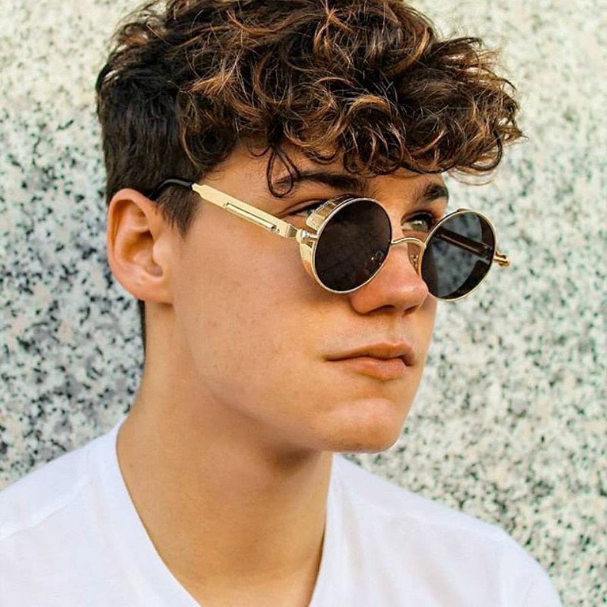 2022 Vintage Steampunk Sunglasses Round Punk Alloy Metal Retro Red Sun Glasses Women Goggles Men Gothic Style Shades