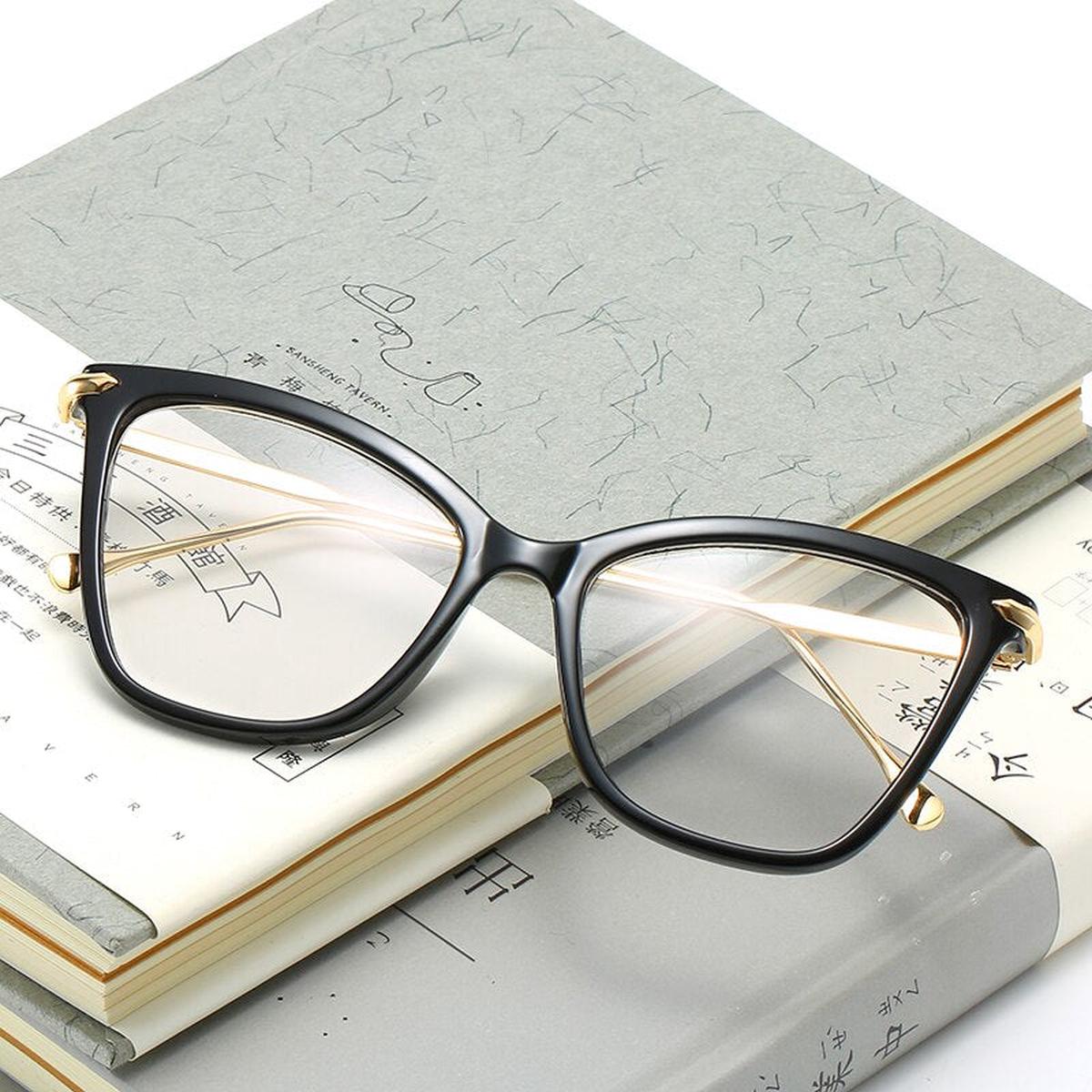 2022 Retro  Women Eyeglasses Frames Classic Brand Designer  Metal Frame Women Cat Eye Glasses Trendy Lunettes Vintage